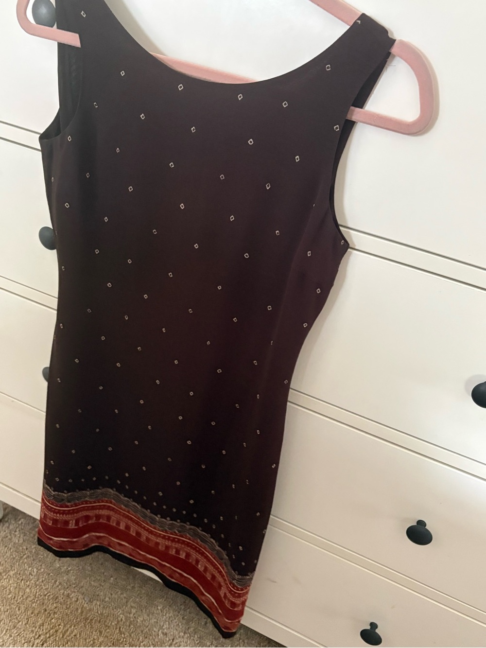 Petite Sophisticate VTG Dark Brown Sleeveless Dress with Red-Brown Hem